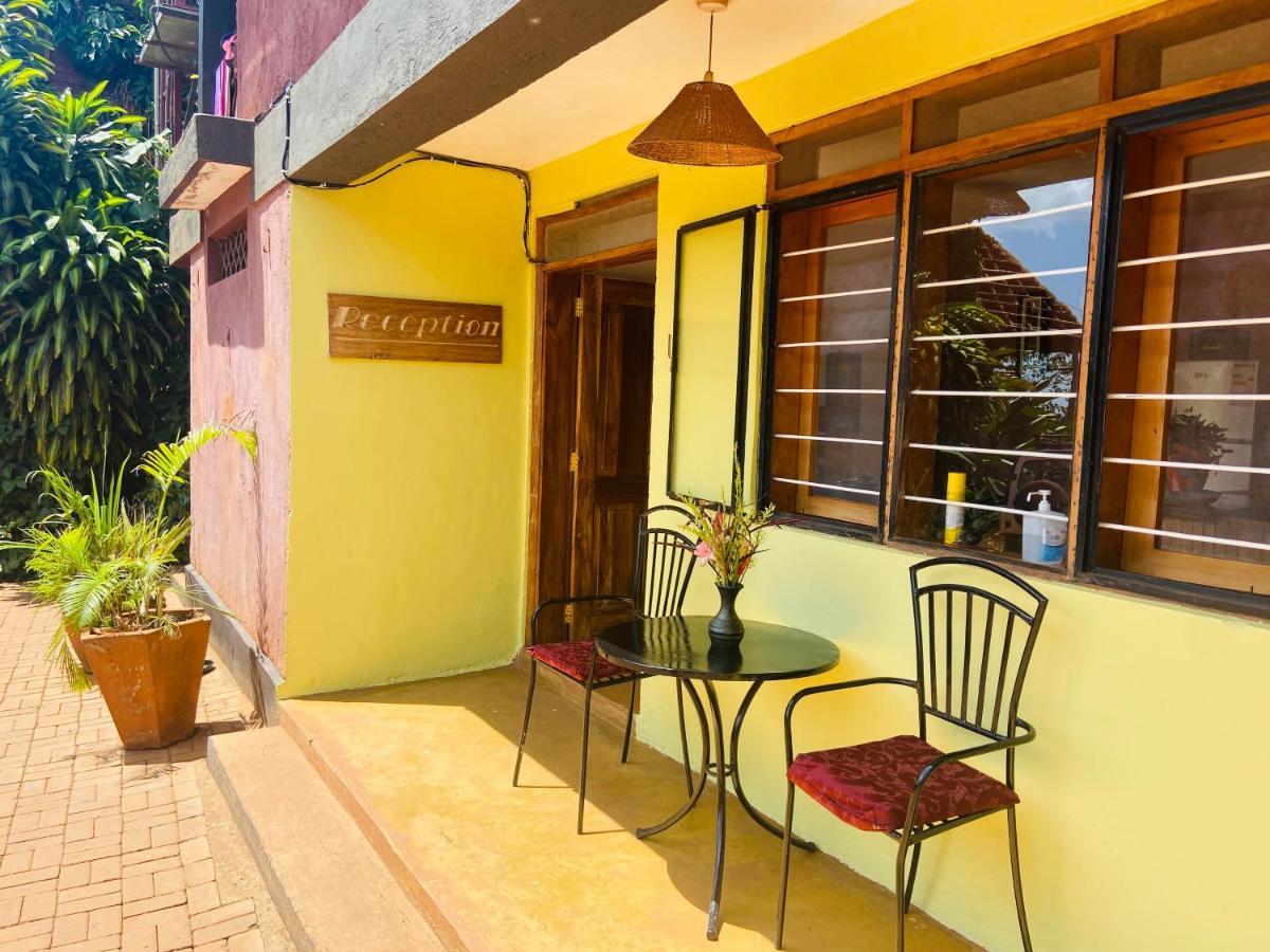 ג'ינג'ה Home Onthe Nile Dorm מראה חיצוני תמונה